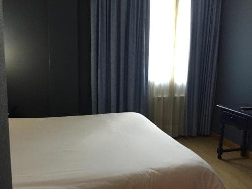 Hotel Isis