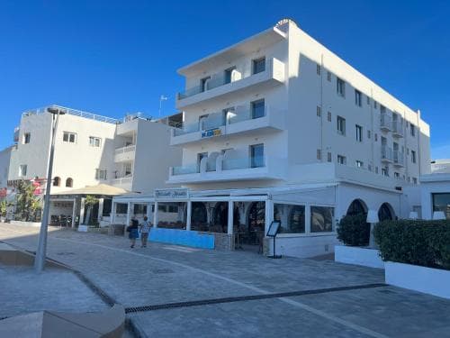 Playa Sol Apartments
