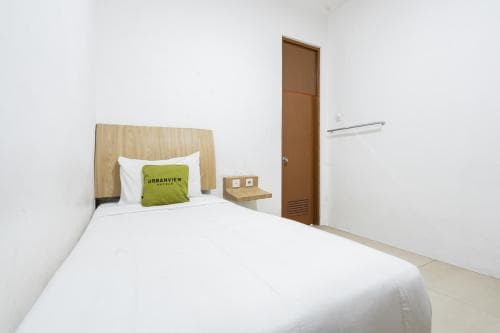 Urbanview Hotel Cozy Samarinda by RedDoorz