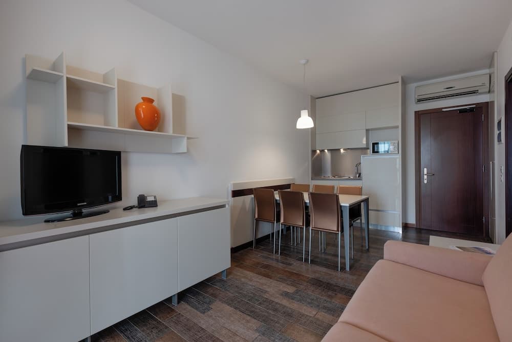 Aparthotel Holiday