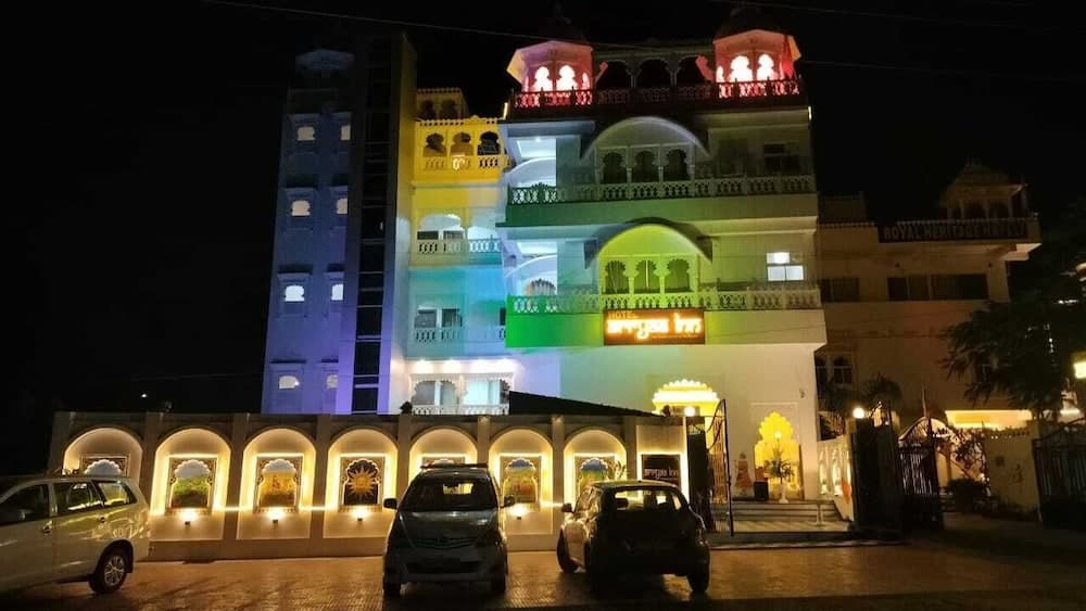 Arryaa Inn