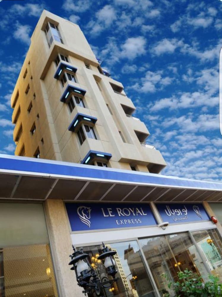 Le Royal Express Hotel