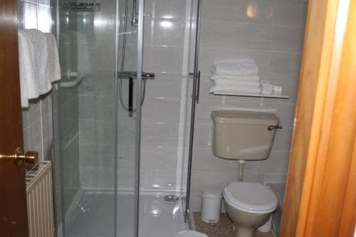 Corrib Wave Guesthouse