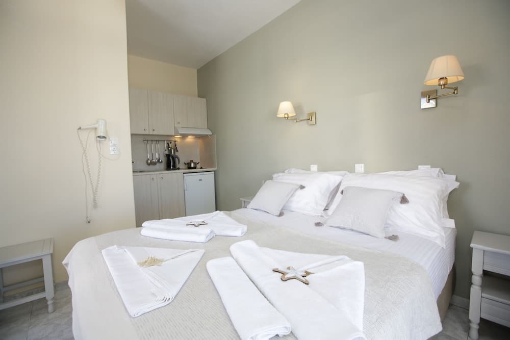 Alexandra s Rooms