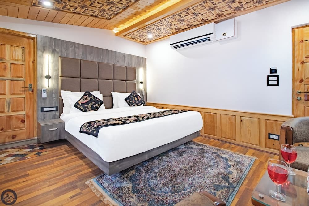 Bombay Residency