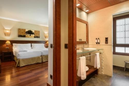 Hotel Monasterio de Boltana & SPA