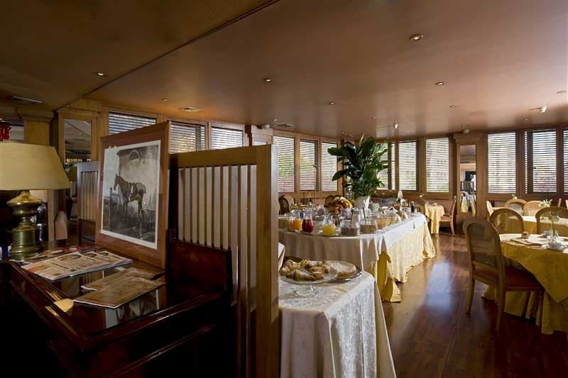 Polo Hotel
