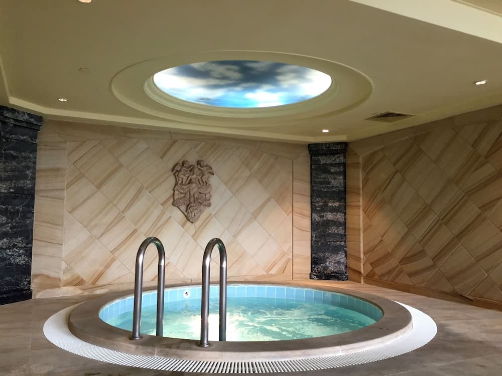 New Orient Landmark Hotel