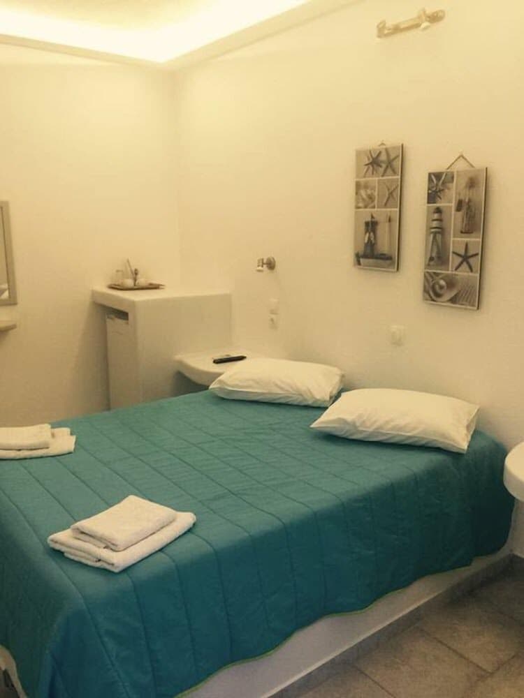 Evagelia s Place