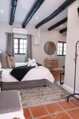 Olive Tree Lodge