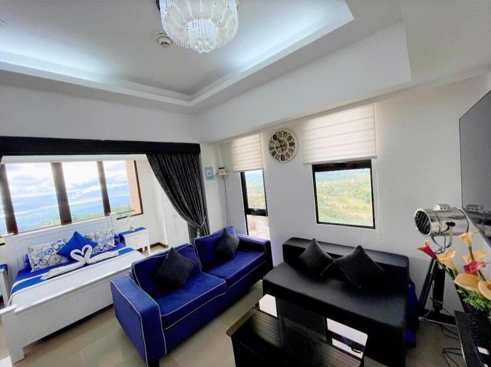 Splendido Tagagtay Taal Lake Staycation Free Parking Netflix No Free Pool