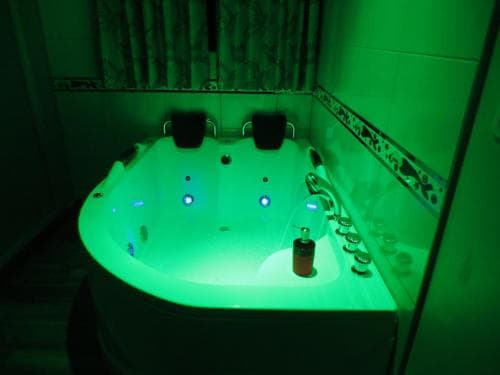 Mega Suite