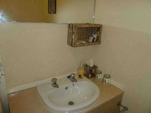 The Owls Crest House B&b