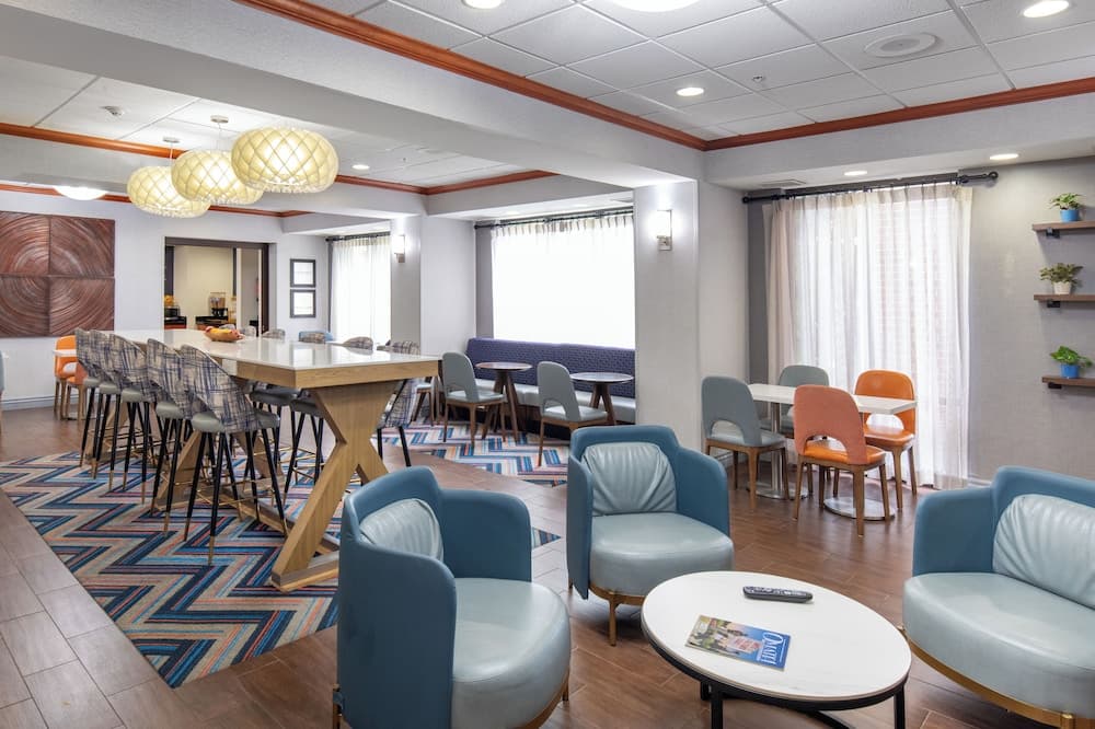 Hampton Inn Omaha West-Lakeside