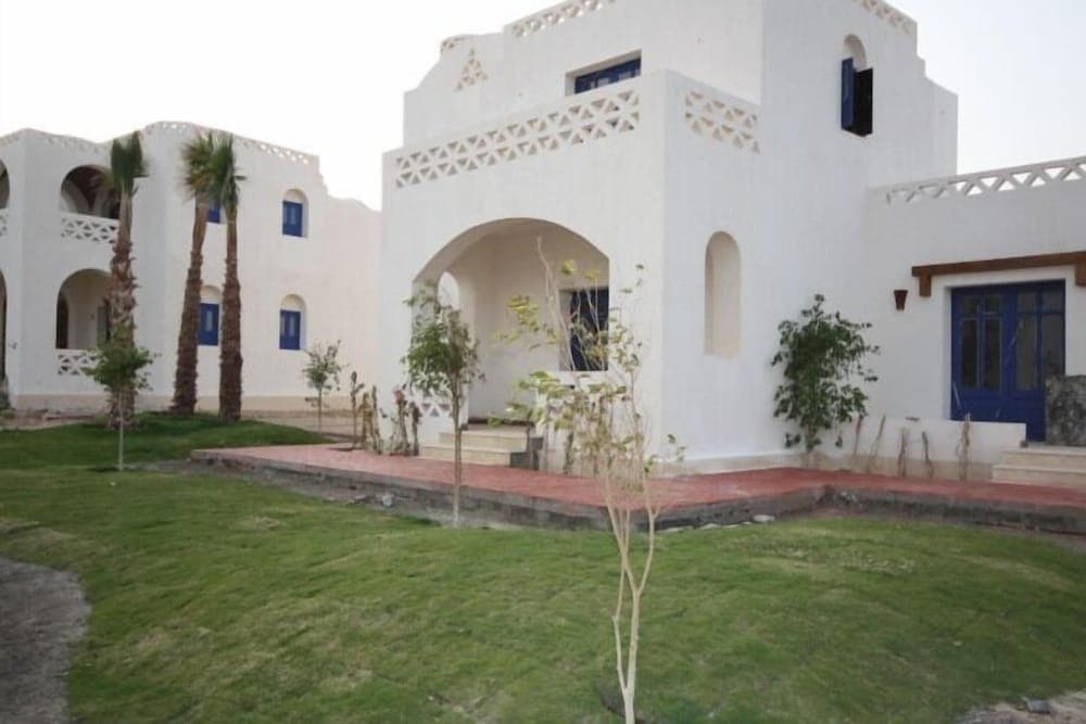 BeachSafari Resort