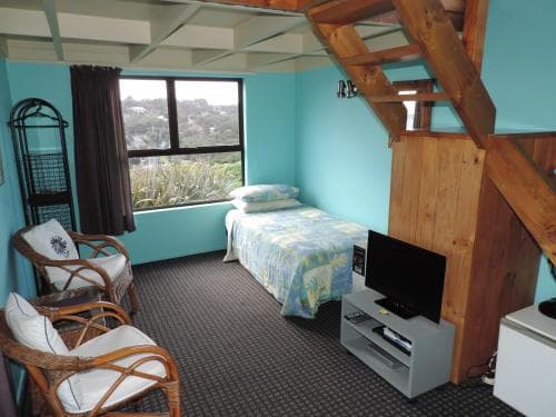 Tawa Lodge