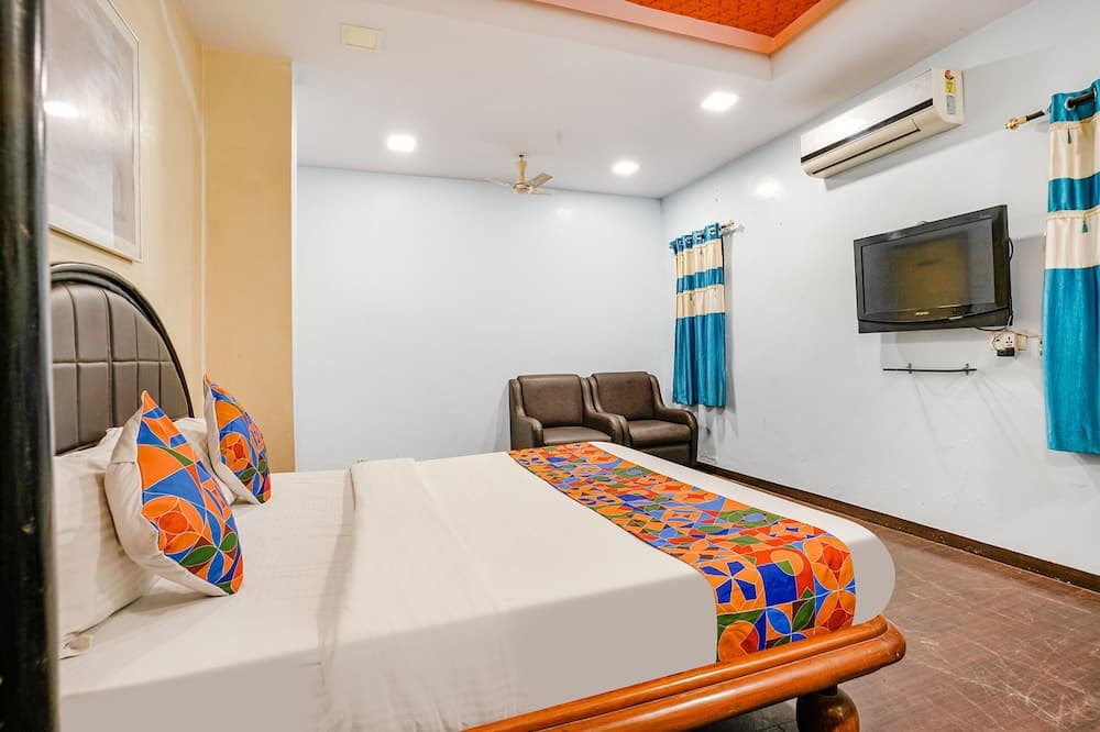 Fabhotel Shree Maya