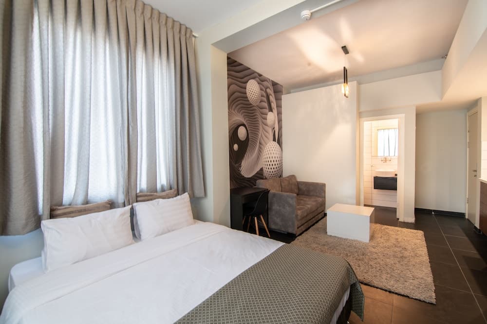 27 Montefiore TLV