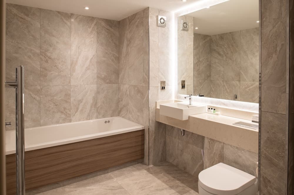 Radstone Hotel