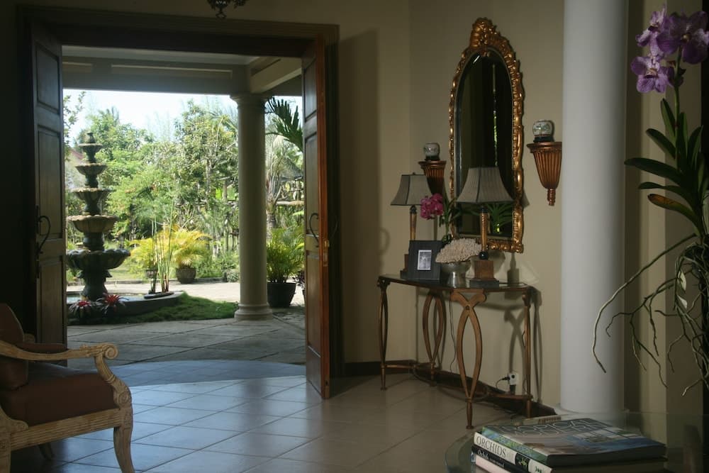 Villa Pakem