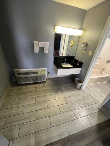 Executive Inn and Suites Jackson