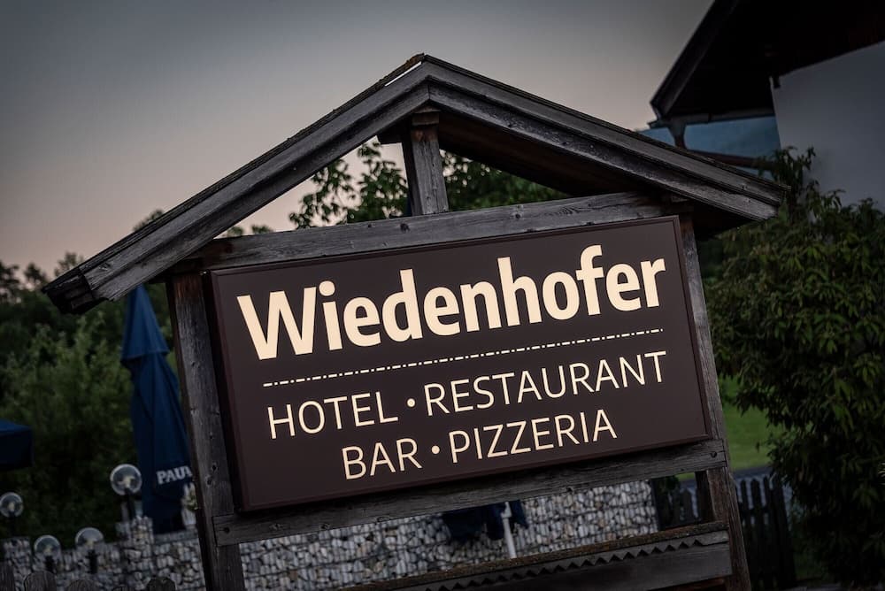 Wiedenhofer