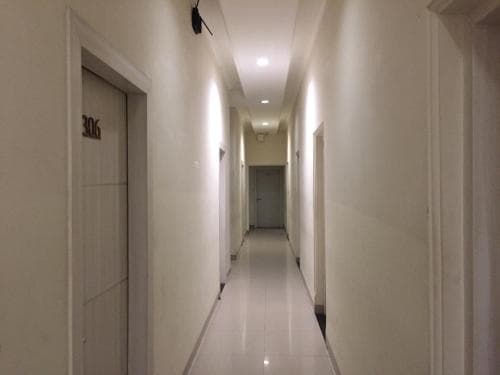 RedDoorz Plus @ Hotel Alden Makassar
