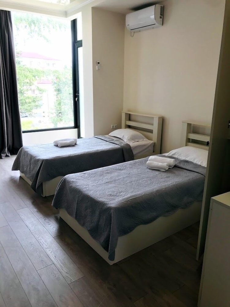 Hotel 24