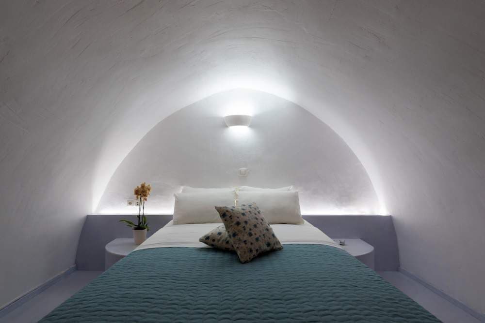 Fira white residence