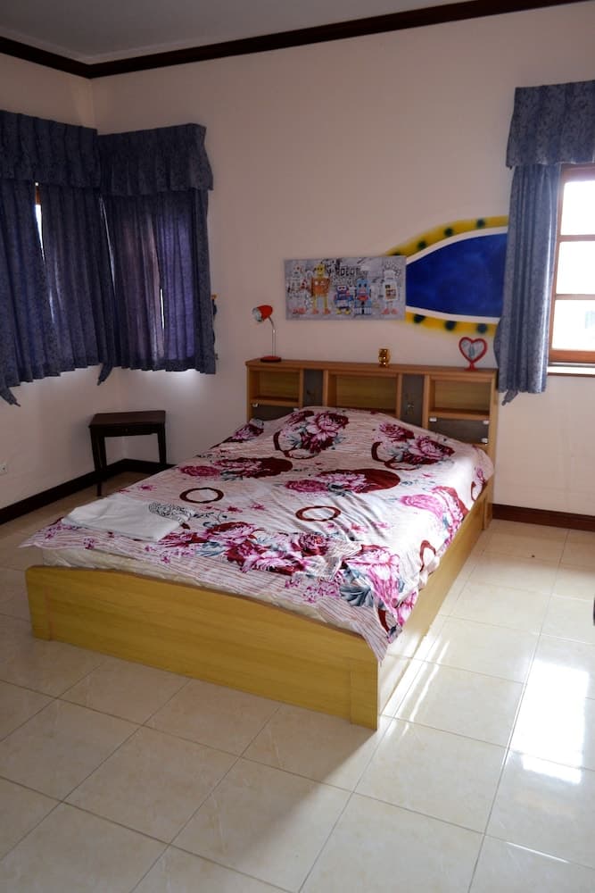 Cesar House