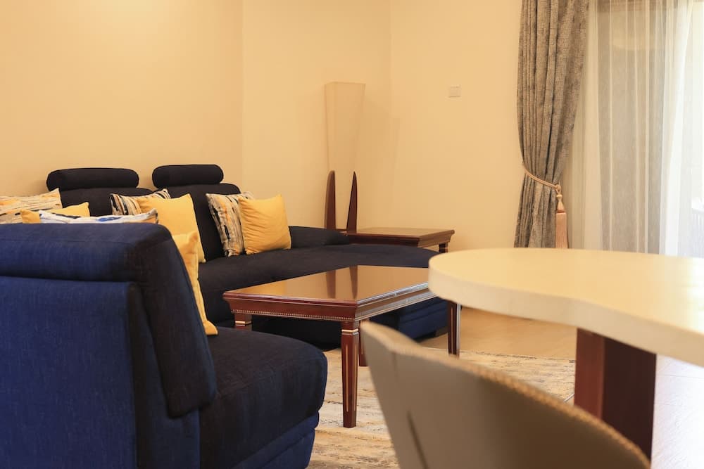 Royal Suites