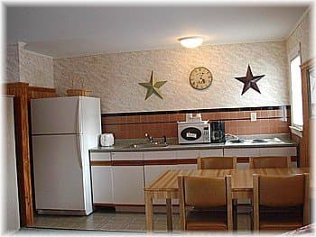 Cozy Crest Motel