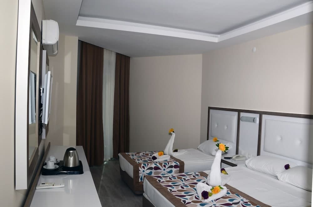 Acar Hotel