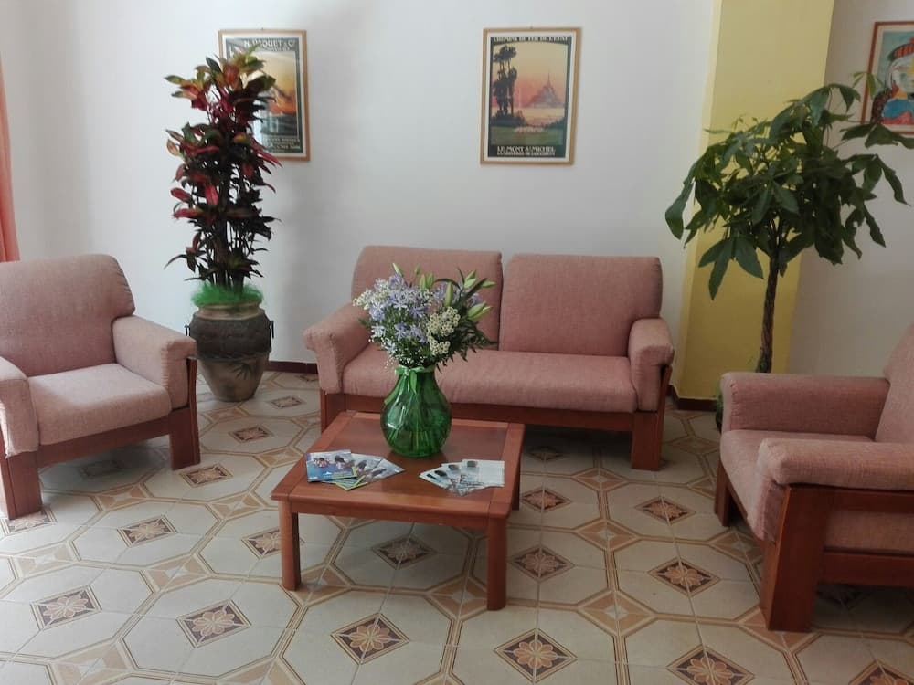 Hotel Moderno