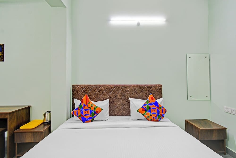 Fabhotel Legacy