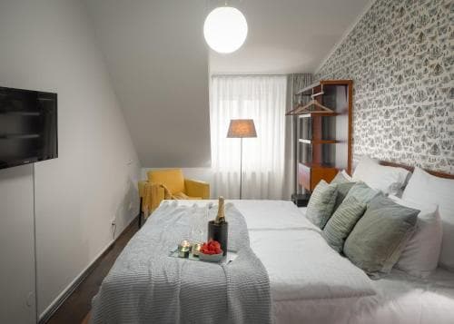 4 Elements Apartments