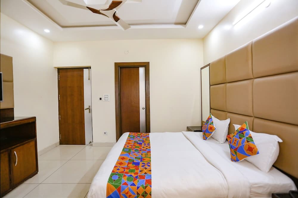 FabHotel Winter Line Inn