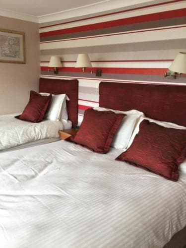 Rivercroft Hotel