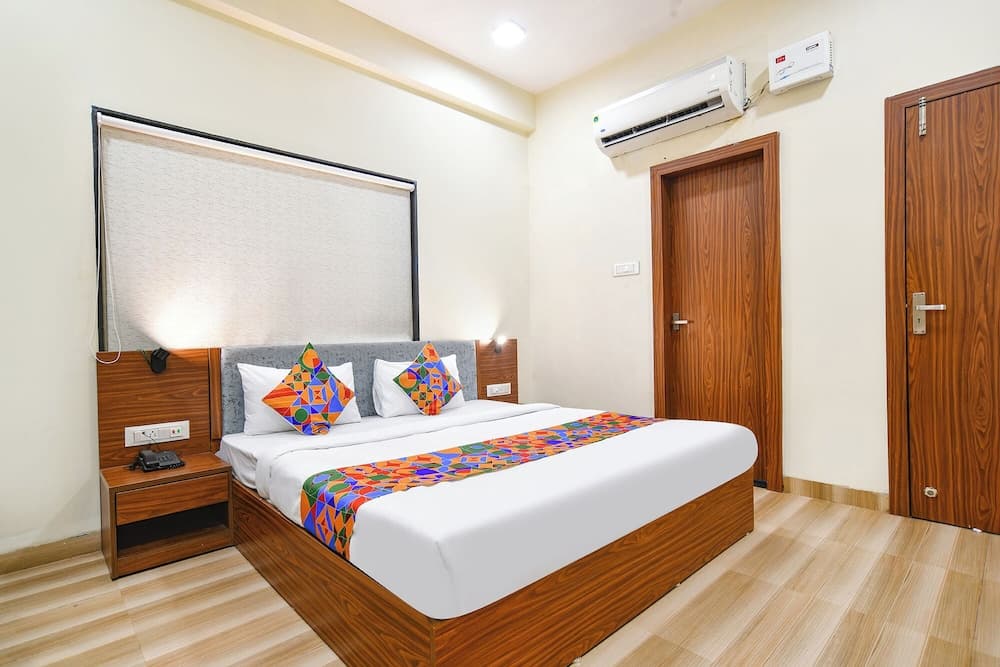 Fabhotel Weekend