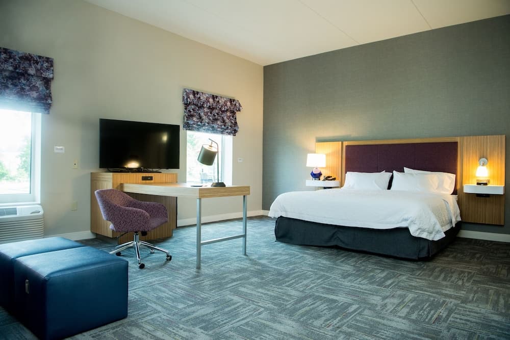 Hampton Inn & Suites Warrington Horsham