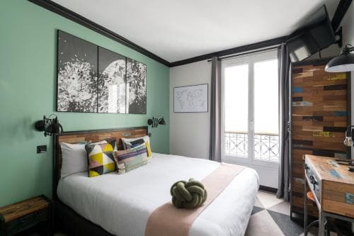 Madrigal hotel