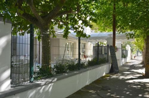 Petit Hotel