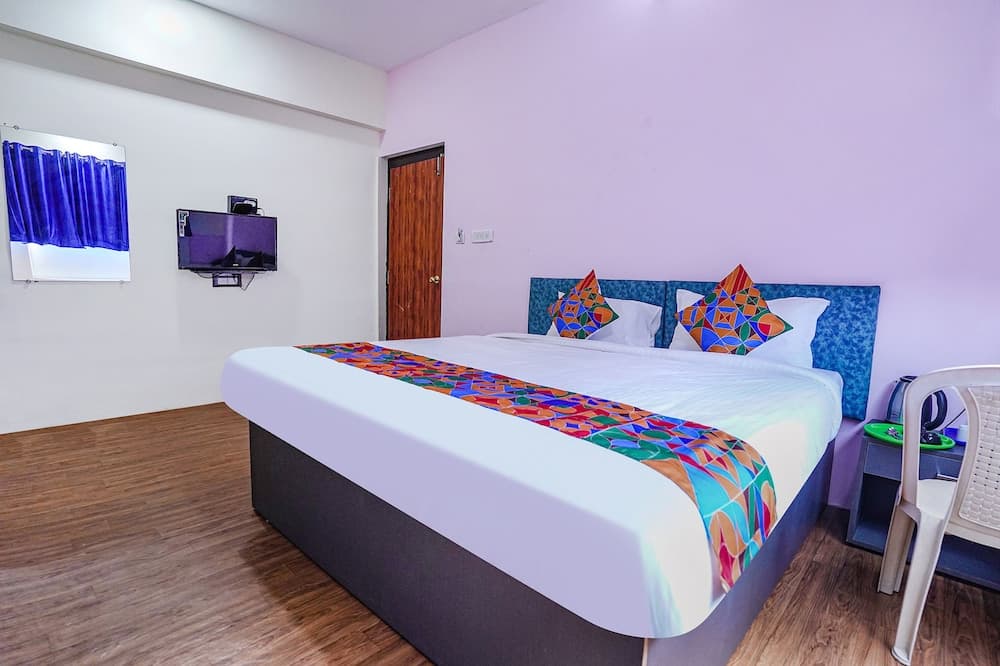 FabHotel Aishwarya Inn
