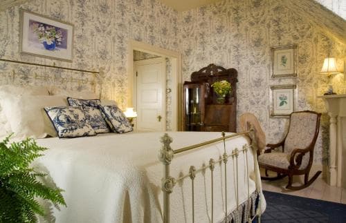 Berry Manor Inn