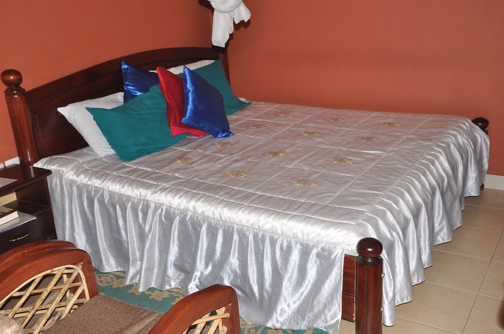 Scroll Inn Hotel