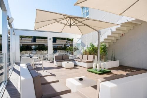 Dan Hotel