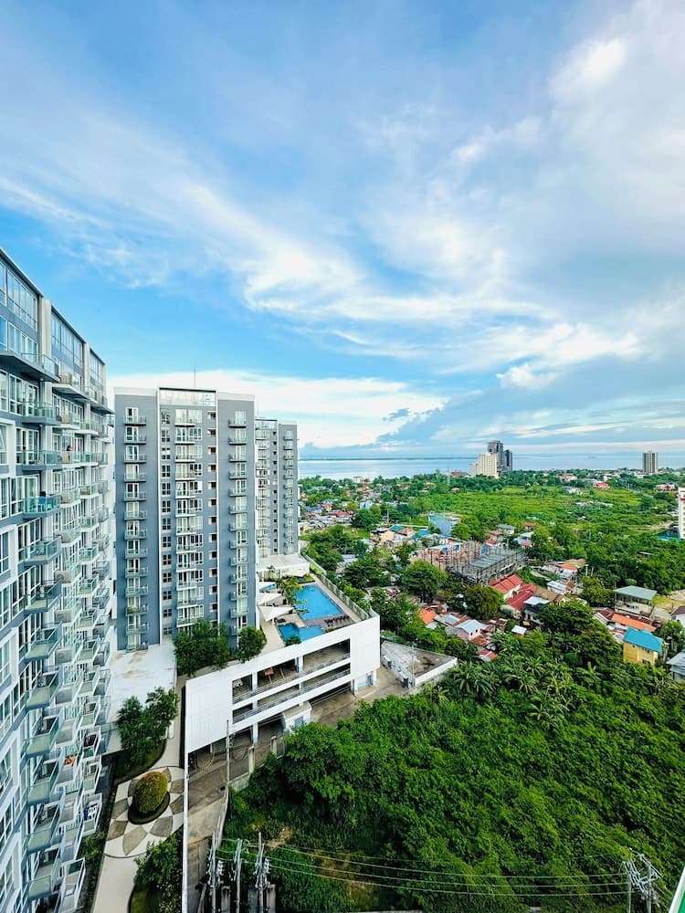 8 Newtown Boulevard by Hiverooms