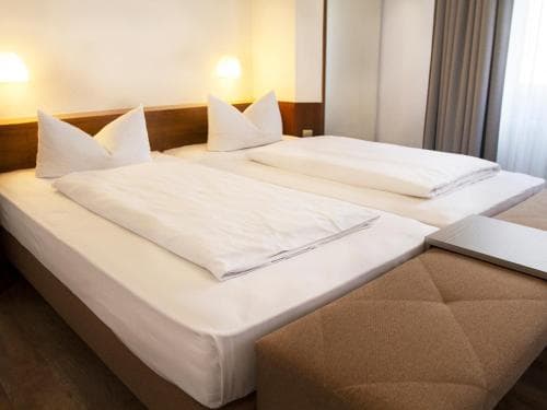 Parkside Hotel