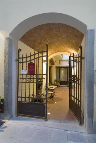 Accademia Residence