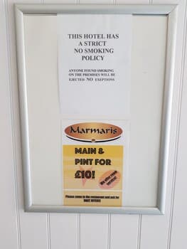 M & W Hotel